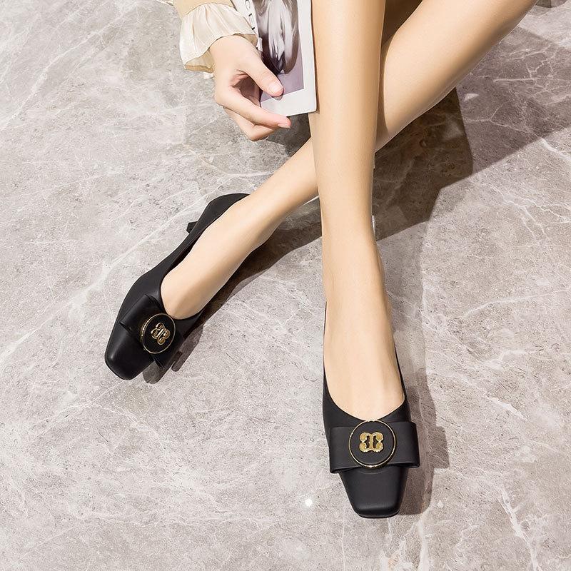 Square head low heel shallow mouth single shoes women's 2025 new spring and autumn women's shoes high heels women's thin heel French soft leather 