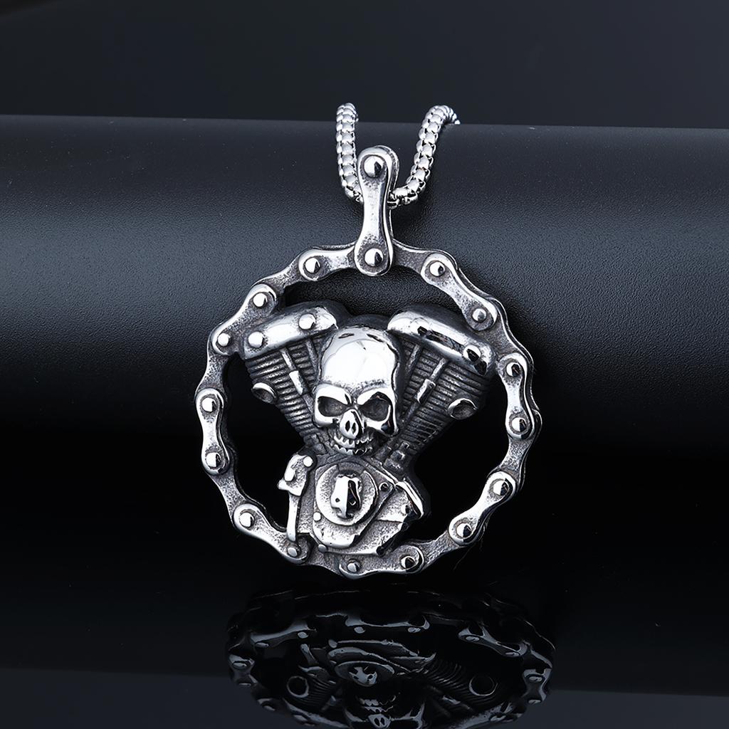 Fast Selling Personality Domineering Locomotive Chain Skull Stainless Steel Non-Fading Pendant