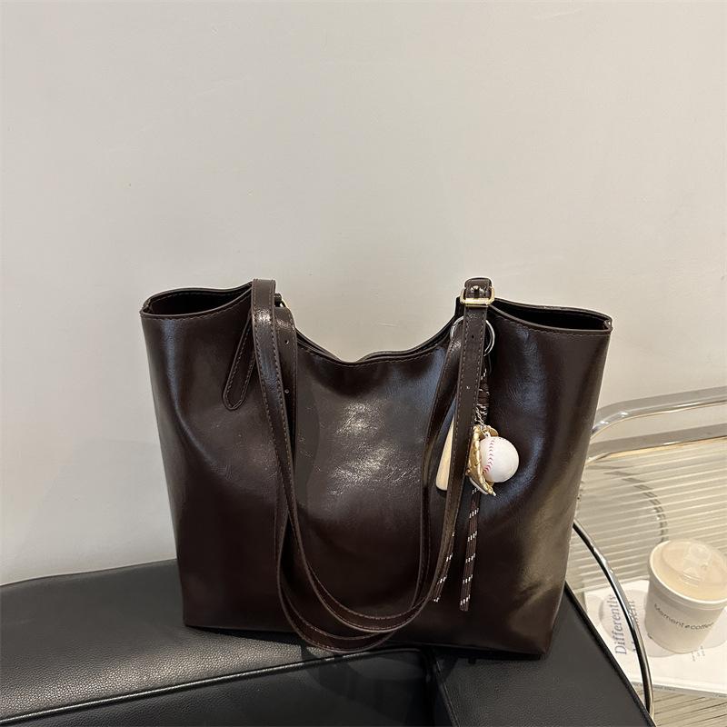 

Сумка-тоут для поездок на работу, женская сумка большой вместимости, новинка 2025 года, нишевая сумка через плечо для студентки колледжа, женская сумка Without pendant