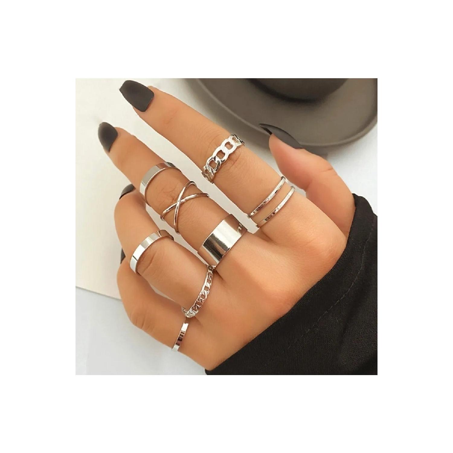 

Женский комплект из 10 серебряных колец - 2896 серебряный