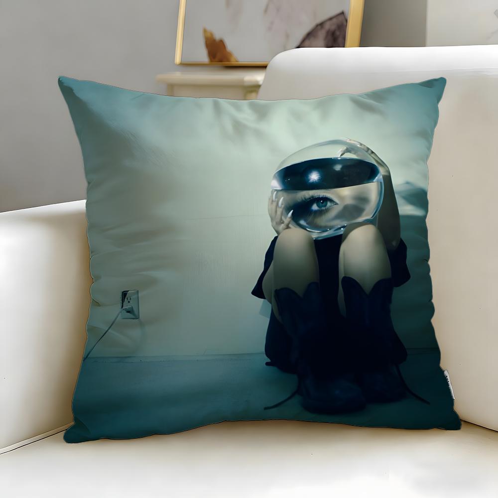 

music artist Jessie Murph Cushion Cover Soft EasyWash Pillow Case Versatile for Couch Bed Travel and Office 30X30cm