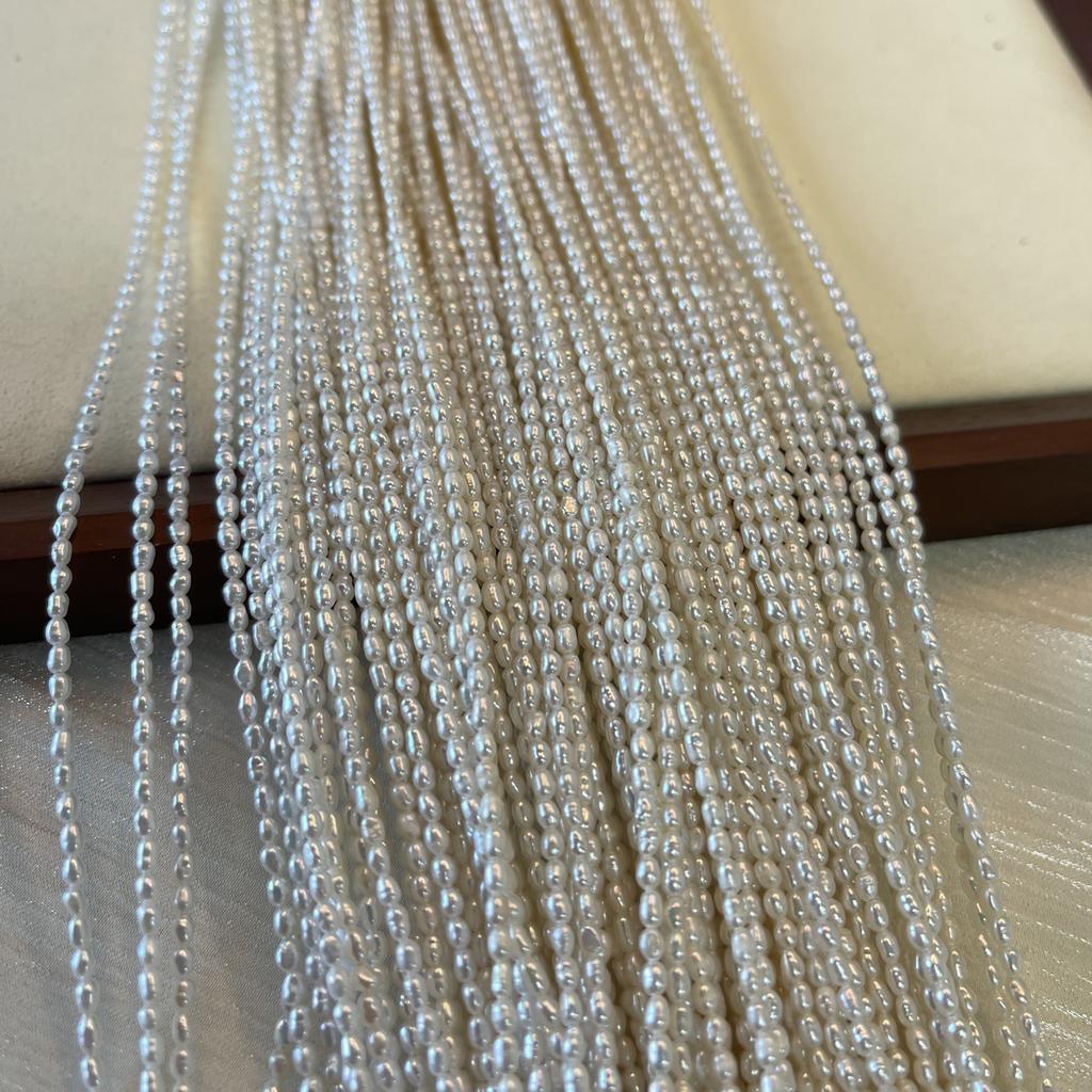 Hvit Ris Små Perler 2-3mm For Smykkefremstilling DIY Halskjede Armbånd Øredobber Tilbehør