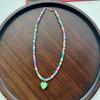 Modische Regenbogen Herz Anhänger Halskette für Damen Süßigkeiten Farbe Dopamin Perlen Halskette Auffällige Perlenkette Schmuck