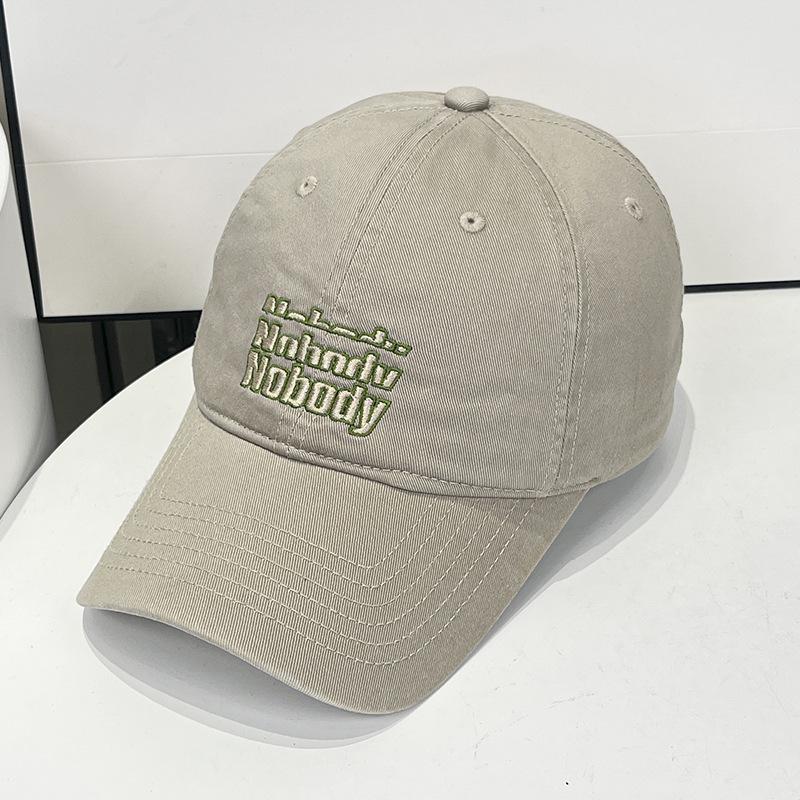 

Лицо, показывающее Маленькая шляпа для женщин Летом Корейская версия Вышивка букв Модная бейсболка Весна и Осень Защита от солнца Бейсболка Мужская 55-59cm