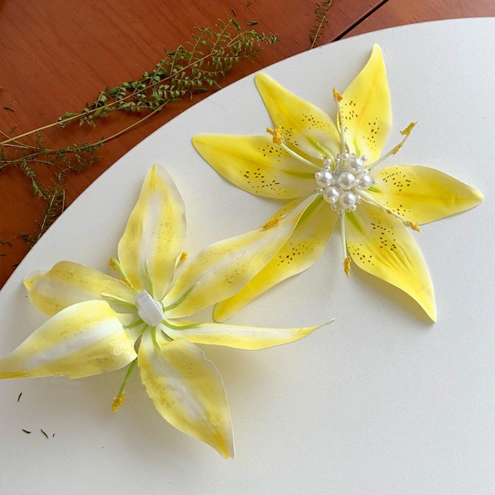 

Butterfly Orchid Flower Shoe Accessories Moth Orchid DIY Shoe Decoration Children жовтий