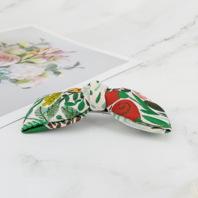 MAIA Rose Jacquard Ribbon Pin - Green
