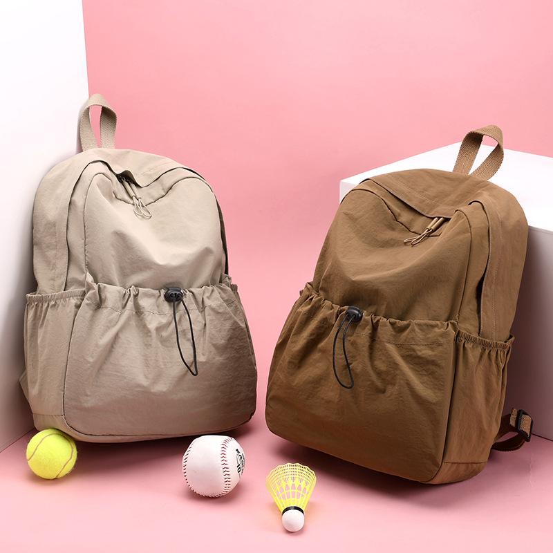 A Large-capacity, Casual and Simple Backpack for College Students, Suitable for Both Men and Women