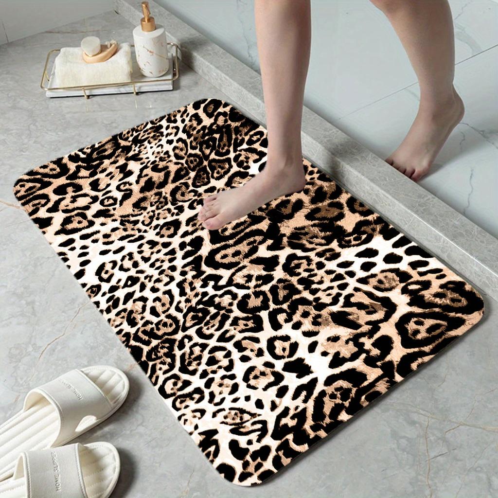 1pc 2D Flat Leopard Print Wild Animal Fashion Flannel Area Rug Non Slip Trendy Decor Carpet For Living Room Bedroom Floor