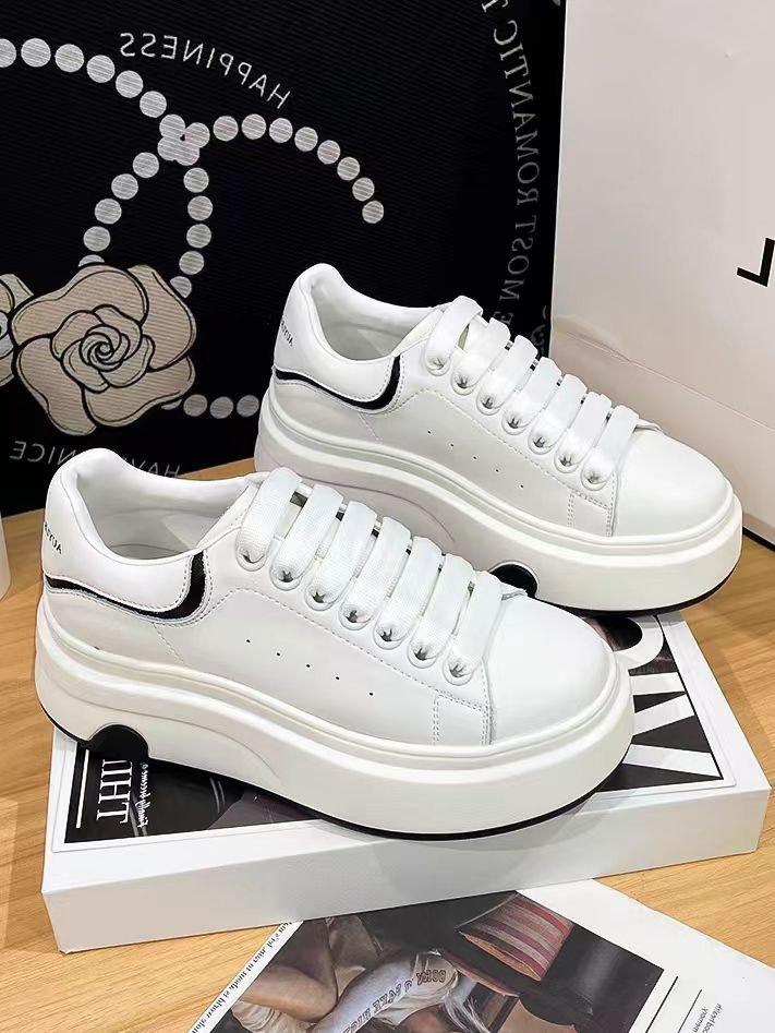 Plateau Damen Herbst neu vielseitige Mode atmungsaktive Muffinsohle lässige Sportschuhe Board Schuhe