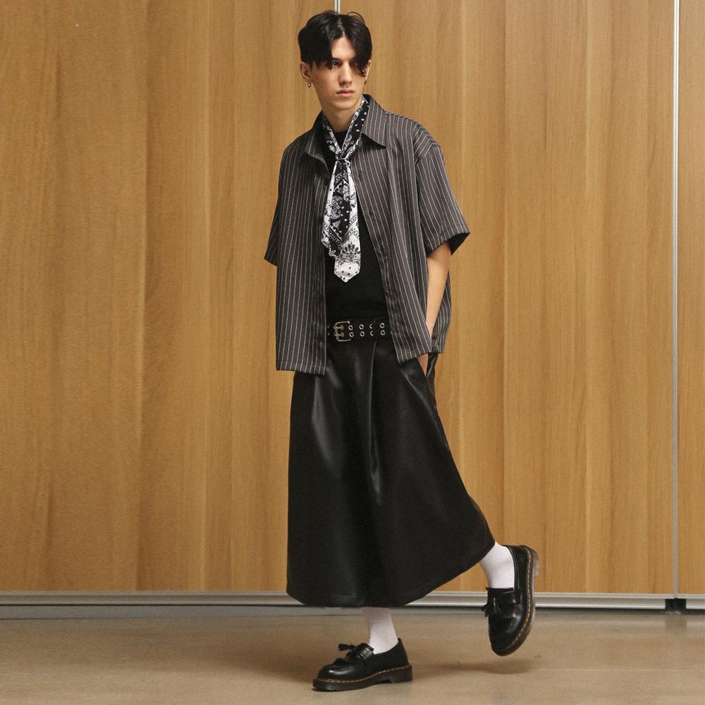 ROCKPSYCHO Crop Pinstripe Shirt - Gray