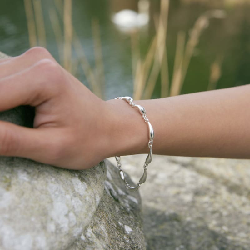 onill 03-31 seeds (Bracelet)