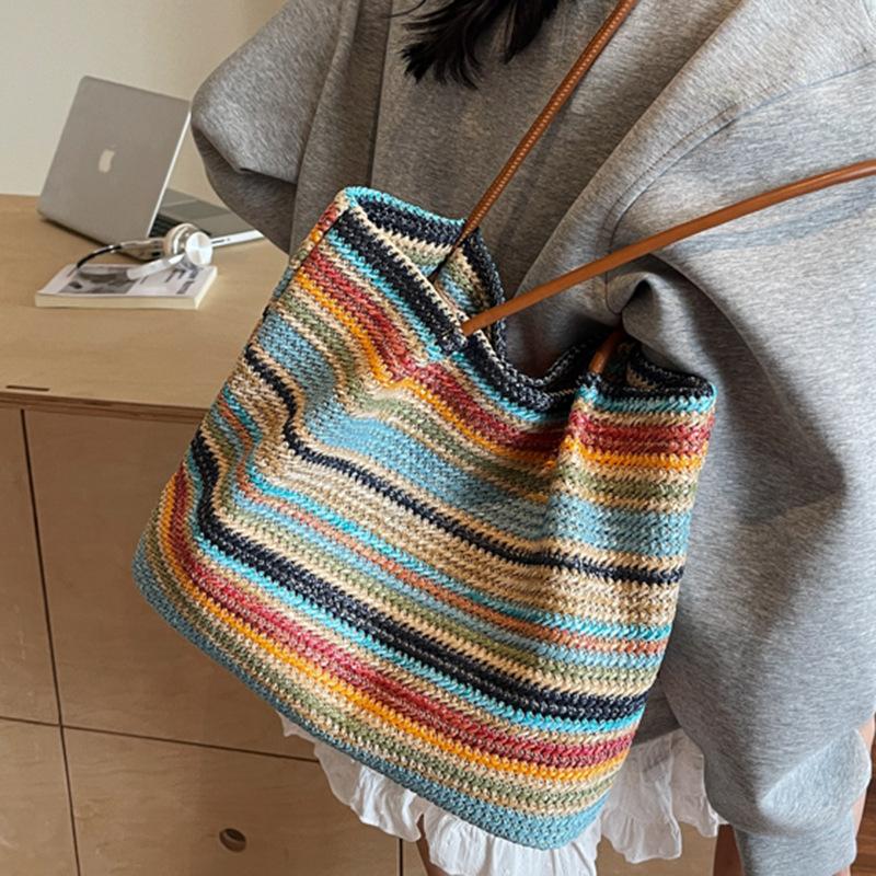 Large Capacity Striped Straw Bag Women's Bag 2025 New Seaside Vacation Wind Woven Tote Bag Casual Shoulder Bag Tide