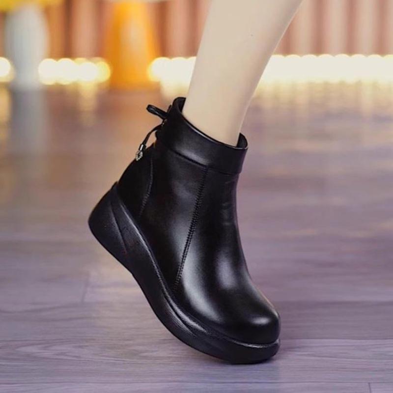 Autumn and Winter Velvet Short Boots Thick-soled Side Zipper Round Head Winter Boots Short Flat-bottomed Fashion Boots