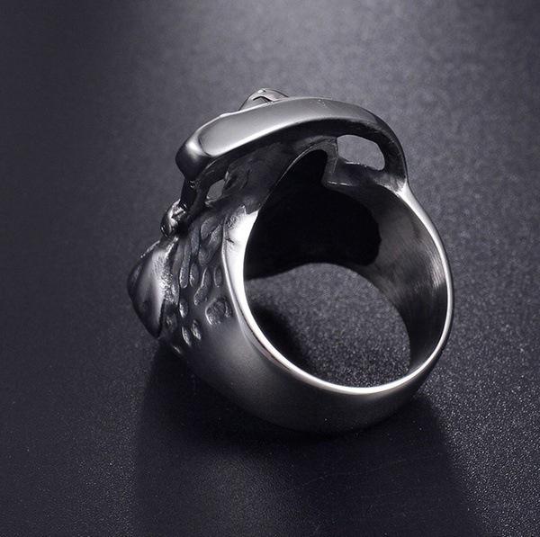 Jianjie Retro Alloy Skull Ring with Domineering Death Scythe Design for Men