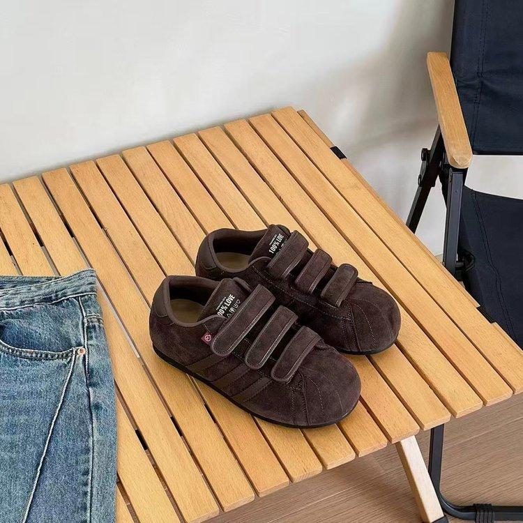 2025 autumn new leather platform training shoes women's versatile Velcro retro fashion casual sports shoes