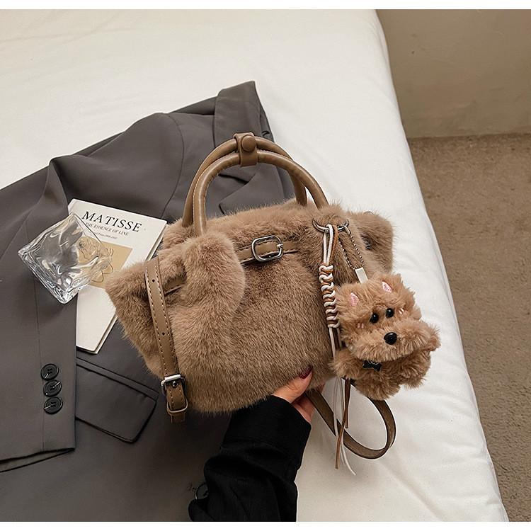 IELGY Ladies Handbag Autumn Winter Fashionable All-Match Cross-Body Plush Bag