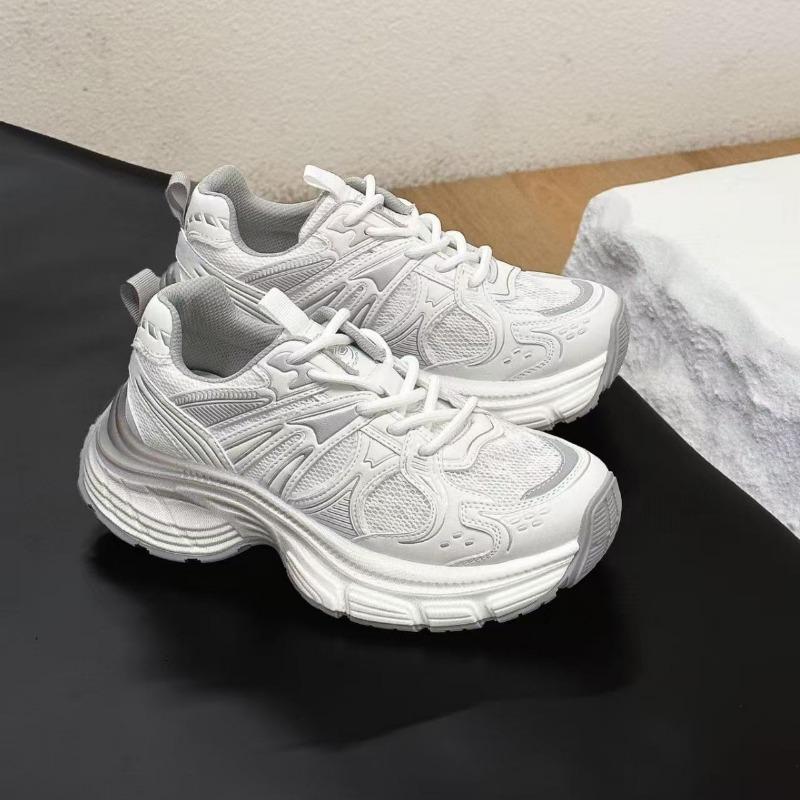 

Lightweight soft elastic new versatile leather muffin shoes casual dad shoes sports shoes heightened and lightweight 40 белый