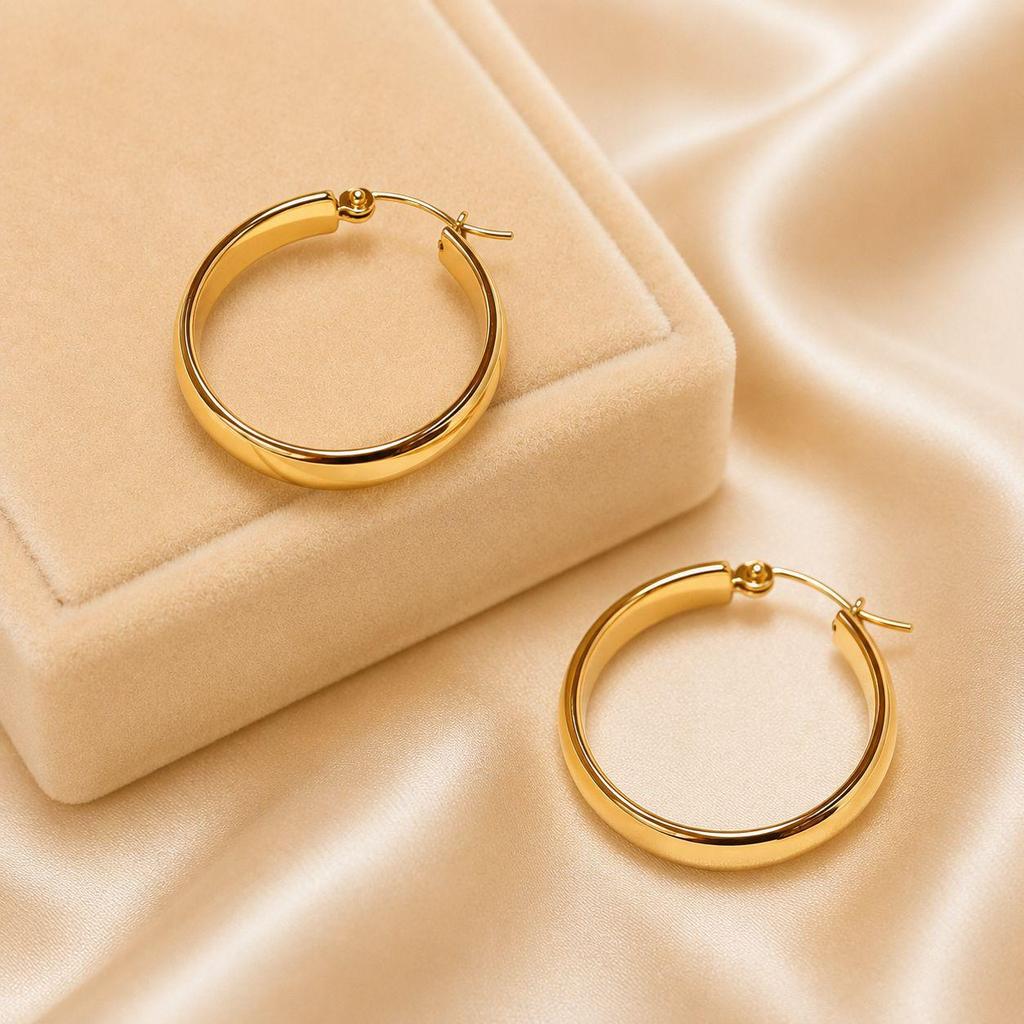 European Simple Oval Gold Hoop Earrings - Stainless Steel, Versatile Dangle Jewelry.