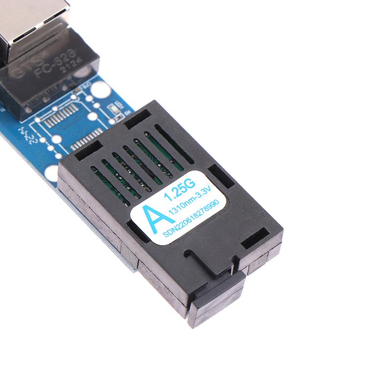 Mini Gigabit Fiber Optical Media Converter 1000Mbps Single Mode 3-5Km Upc/Apc Sc-Port A/B Port