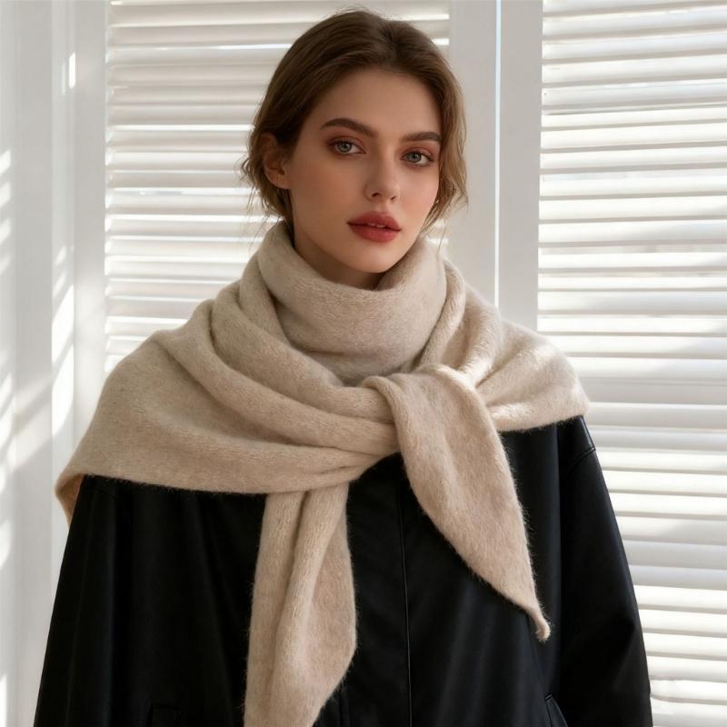 Practical High Density Soft Triangular Shawl Lightweight Moisture Resistant And Easy Care For Winter Season Versatility