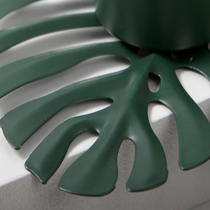Monstera Leaves Candlestick Metal Candleholder Romantic Candle Pedestal Ornament Fashion Vintage Wedding Party Home Decor