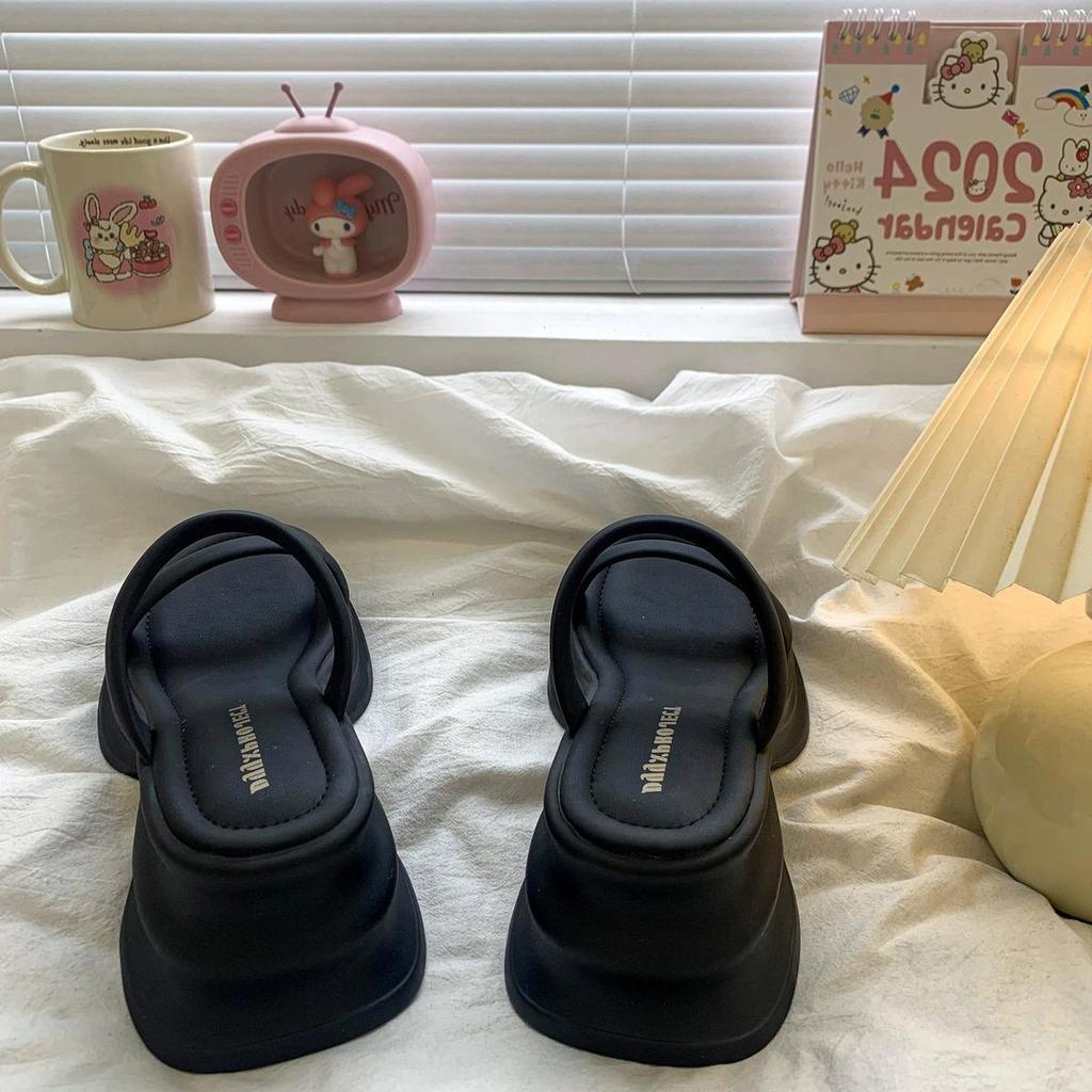 2025 Not Tired Foot Slippers Thick-soled New Trendy Word with Casual Slippers Fashionable Versatile Height Increase Women's Summer Wear