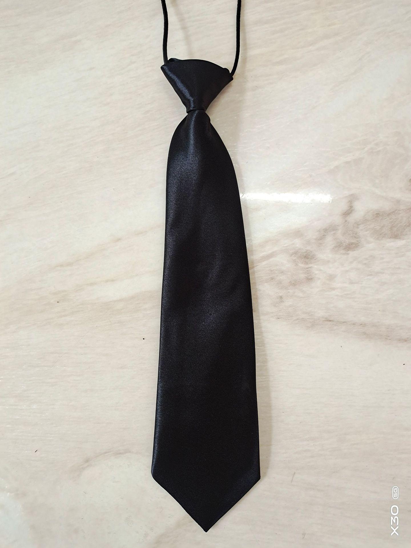 

28 см Детский галстук Яркий однотонный Резинка Однотонный галстук Однотонный детский галстук Студенческий галстук Атласный галстук чёрный