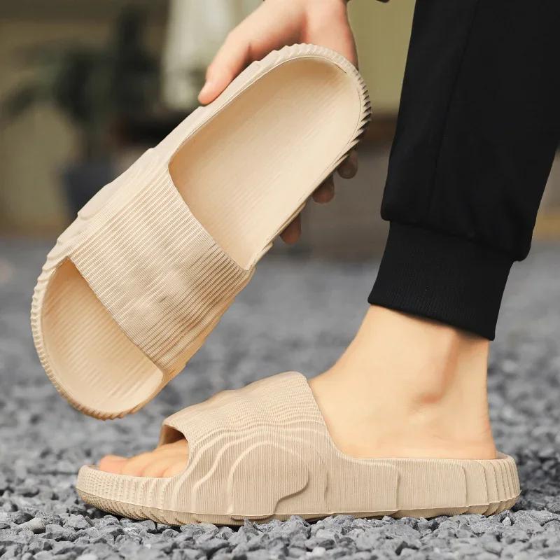 Nuevas zapatillas de deporte de verano para mujeres y hombres, sandalias deportivas Unisex con plataforma inferior gruesa, sandalias deportivas suaves con huecos de EVA, zapatos de playa informales