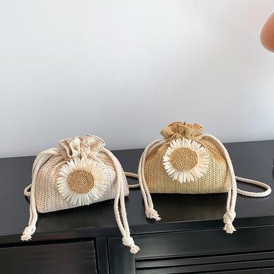 Sommerstrohstrandtasche Damen 2025 neue trendige Mode gewebte Tasche Mädchen vielseitig lässig gewebte Tasche