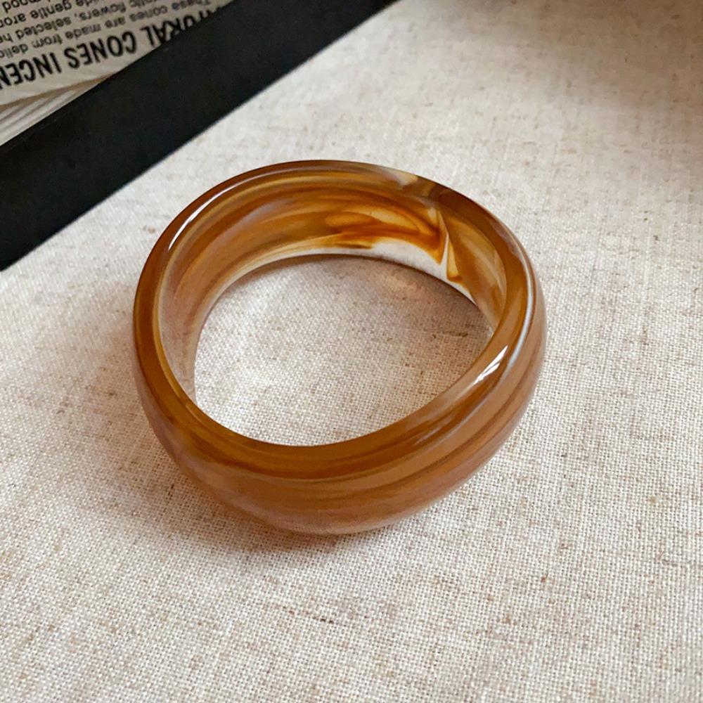 Resin Round Wide Bracelet Exaggerated Retro Geometric Bangle Unique Irregular Acrylic Bangle  Women