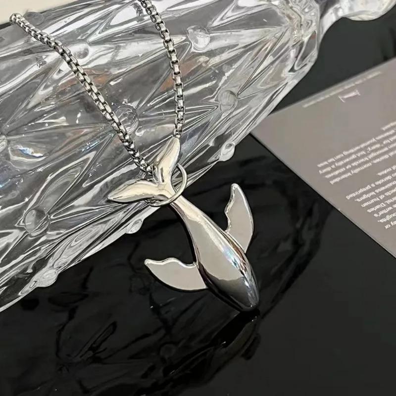 1PC  Fashion Smooth Whale Animal Pendant Necklace for Women Men Temperament Stainless Steel Chain Choker Jewelry Couple Gift