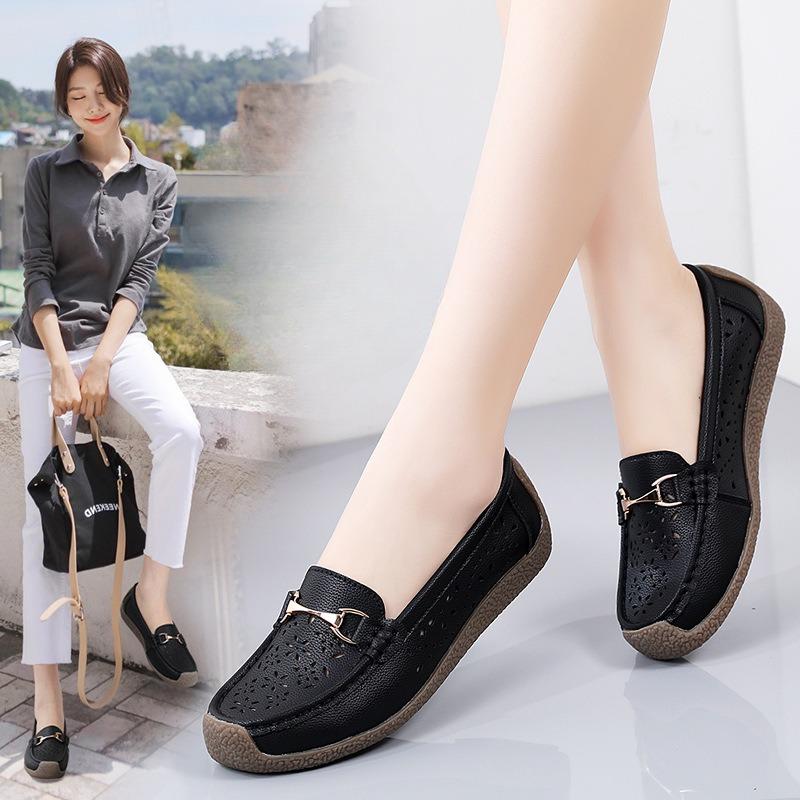 New Women's Hollowed-out Bean Shoes Lazy Shoes Soft-soled Anti-slip Versatile Shoes Large Size