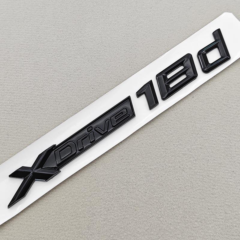 3D ABS Autoaufkleber Logo X1 X2 XDrive20d Heckklappen-Emblem Kotflügel Seiten-Emblem Für BMW Xdrive X1 X2 X3 320d 320i E84 F48 F39 U10 uq2