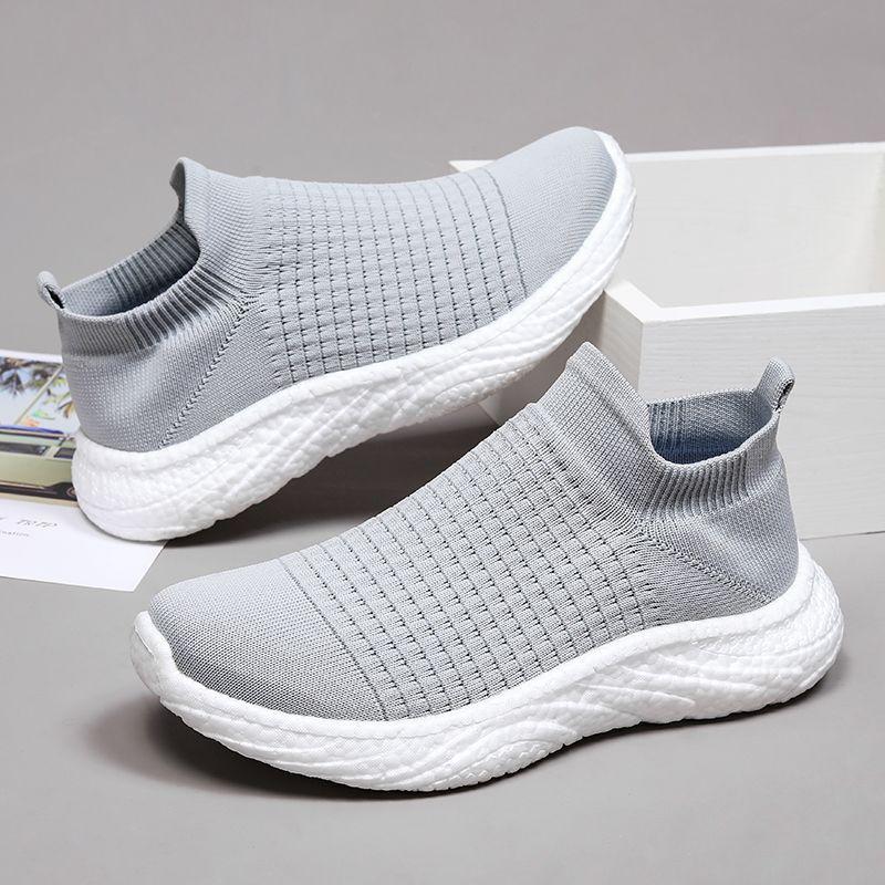 Men's Shoes Spring and Autumn 2025 New Mesh Breathable Thick-soled Sports Men's One-pedal Lightweight Soft-soled Black Socks Shoes