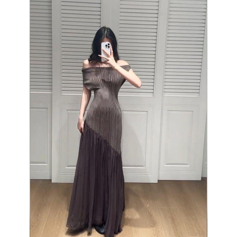 

Retro One-Shoulder Knitted Dress for Women, Summer Dress, Hot Girl Style, Irregular Mesh Splicing, Hip-Hugging Long Skirt Dress High Quality S