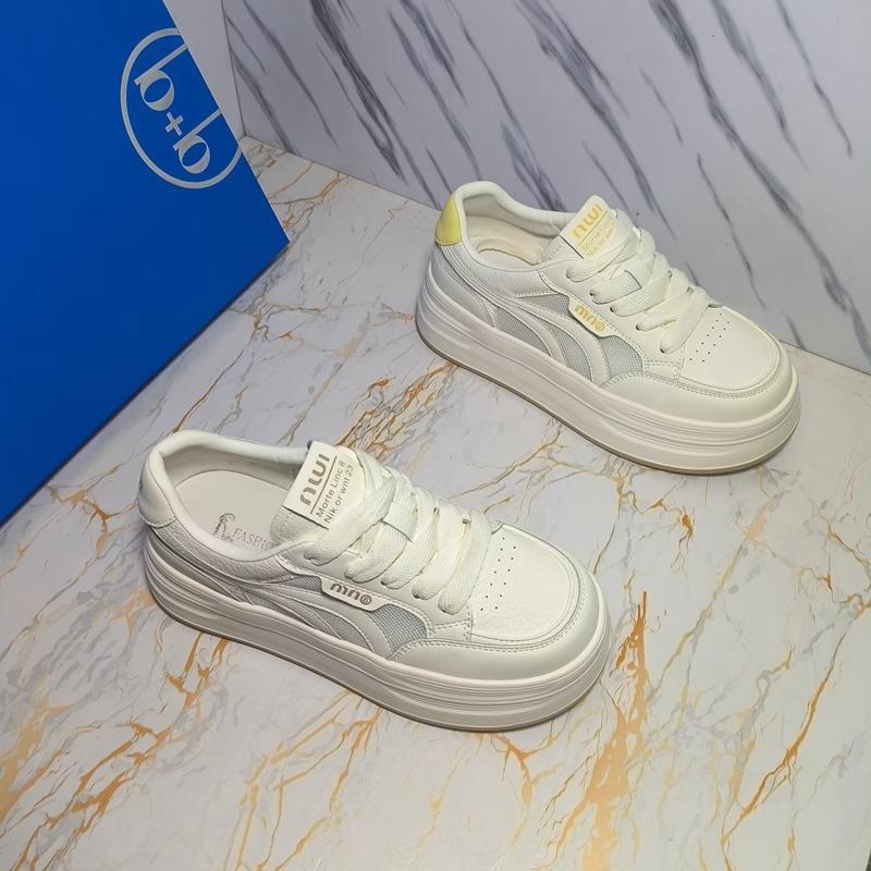 Korean version of thick-soled heightened soft-soled mesh casual shoes 2025 summer new shoes women's board shoes versatile white shoes