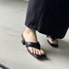Fashion New Summer Slippers Flip-flops Slippers for Women Fashion Square Toe Chunky Heels Ladies Shoes Beach Slippers Sandals Silvery