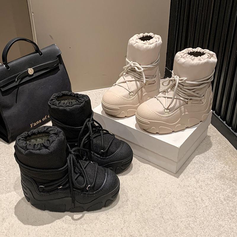 Dicke Sohle, erhöhend, Schneestiefel für Damen, neu, Winter, weiß, rutschfest, Brotschuhe, verdickt und mit Samt gefüttert, warme Baumwollstiefel