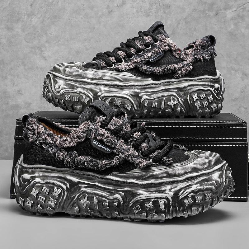 Men Thick Soled Shoes New Niche Canvas Casual Shoes Fashion Height Increasing Comfortable Non Slip Lace-Up Chunky Sneakers