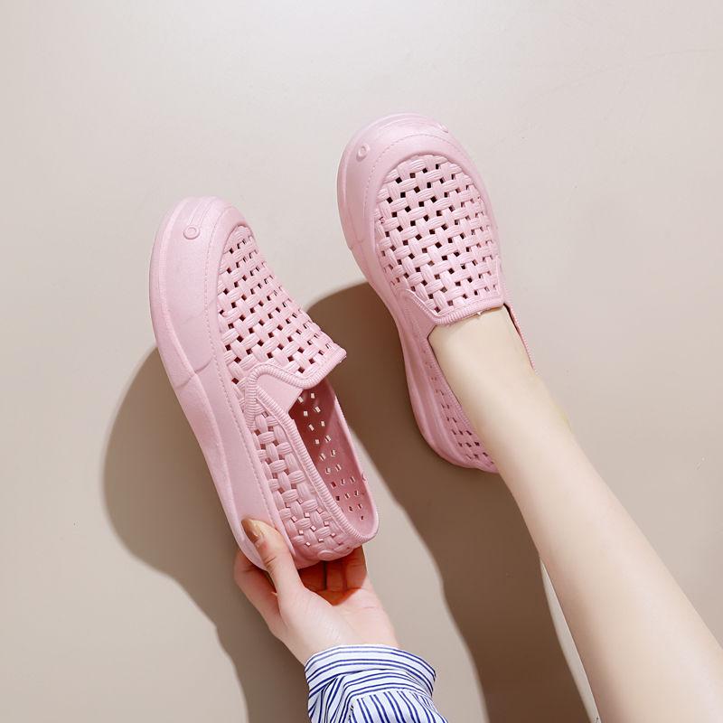 Women's White Waterproof Closed-Toe Nurse Shoes - Soft Sole, Non-Slip, Hollow Out Flat Sandals for Summer Work