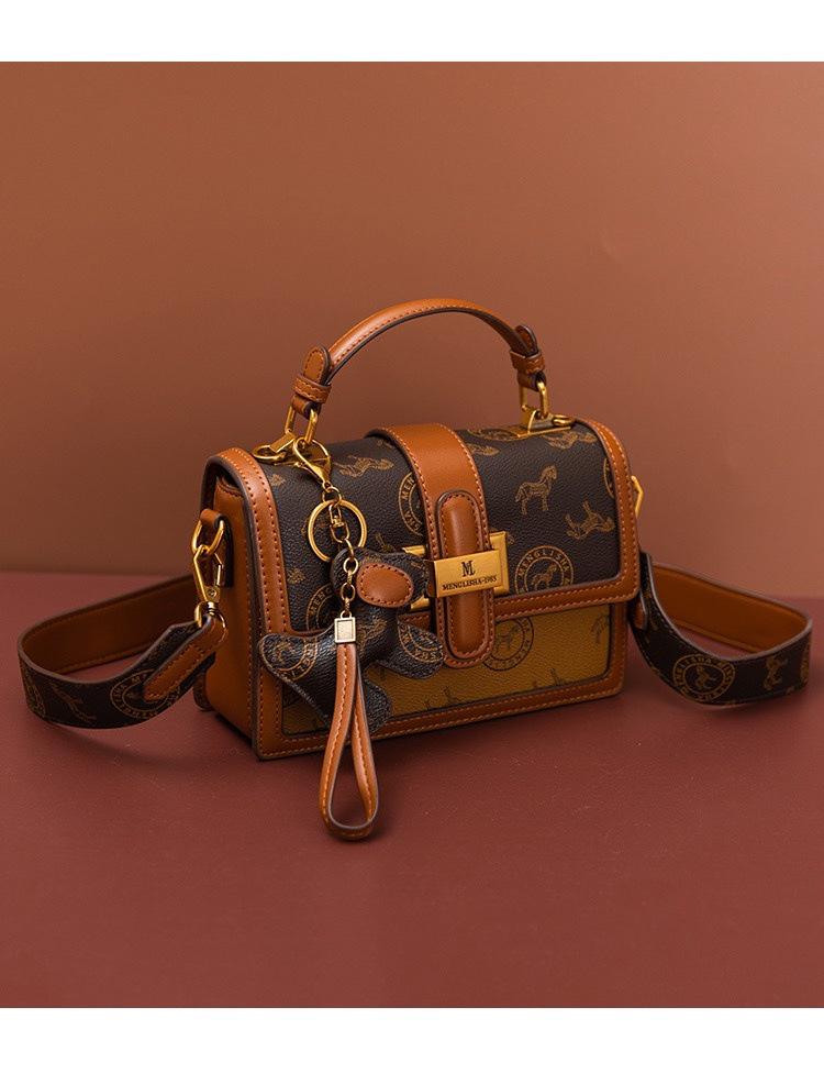 Women's 2025 Retro High-End Crossbody Shoulder Bag - Trendy, Commuter-Style Square Handbag