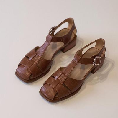 Sapatos de mulher – Sandálias