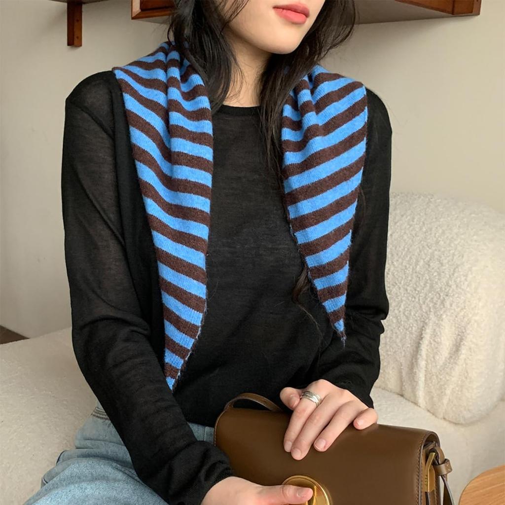 Blue striped knitted triangular scarf, blue