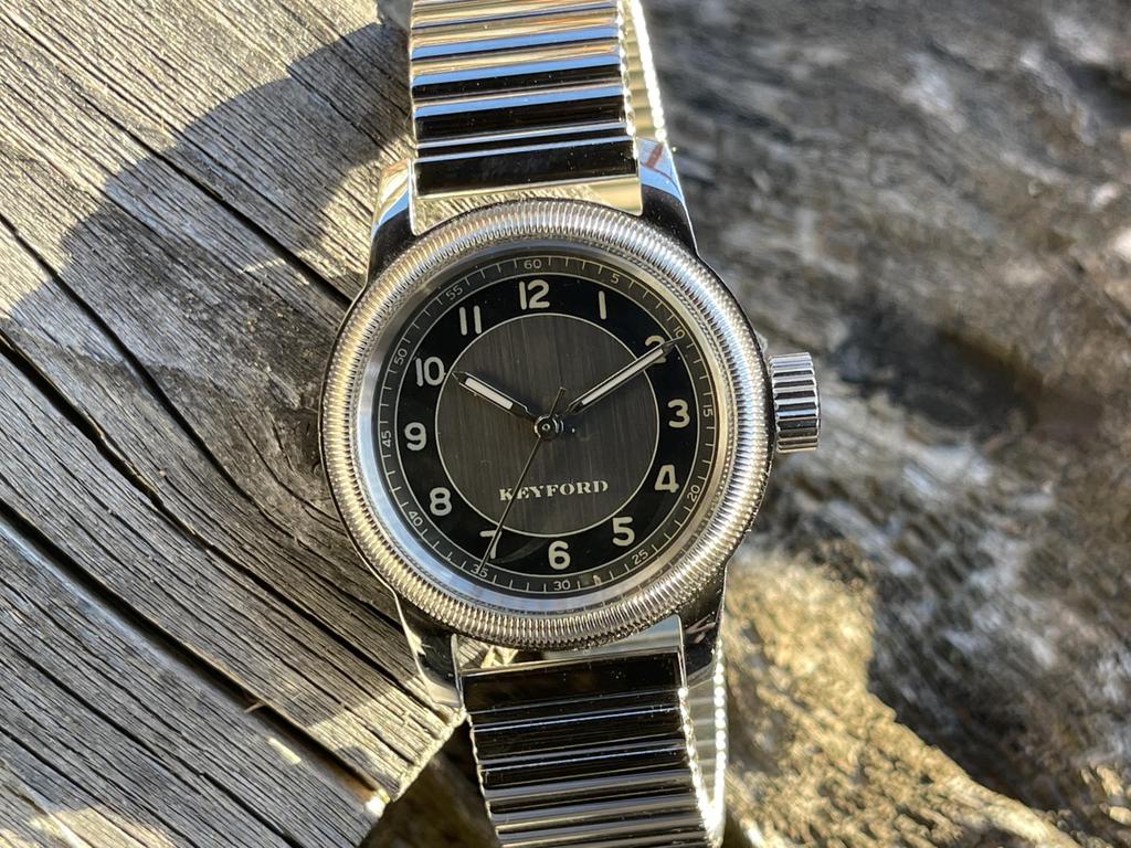 Military Tuxedo Dial with Extension Strap M.R.M.W. Men's Watch, Gray,