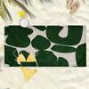 Abstract art irregular graphic patterns polyester microfiber beach towel is highly absorbent, suitable swimming beach outings