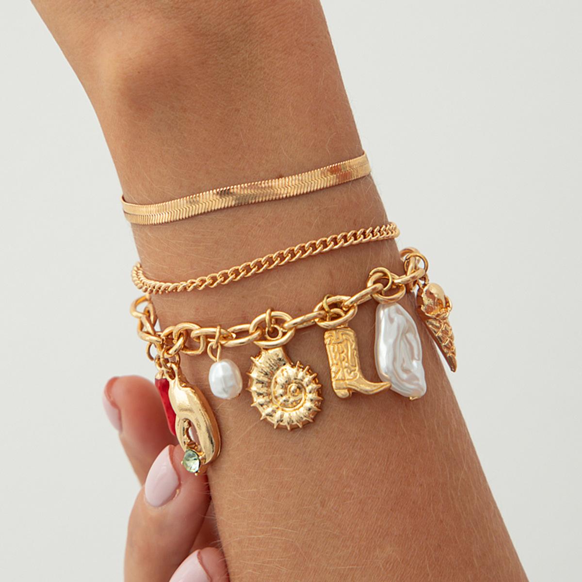 Holiday Style Metal Conch Crab Claw Pendant Bracelet, Creative Pepper Pearl Snake Bone Chain Bracelet