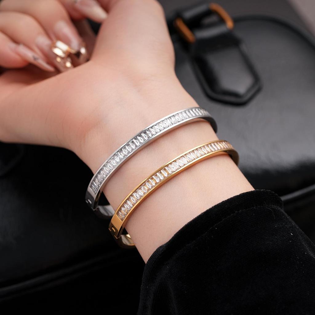 Stainless Steel Geometric Zircon Buckle Bangle - Elegantly Stylish Bracelet for Women