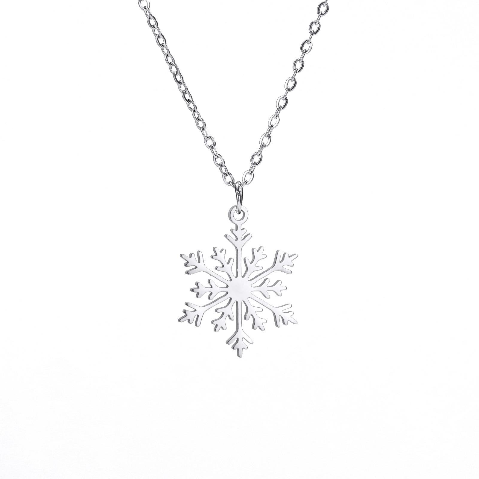 

Elegant Snowflake Pendant Necklace Women s Christmas Party Jewelry Accessory Holiday Gift