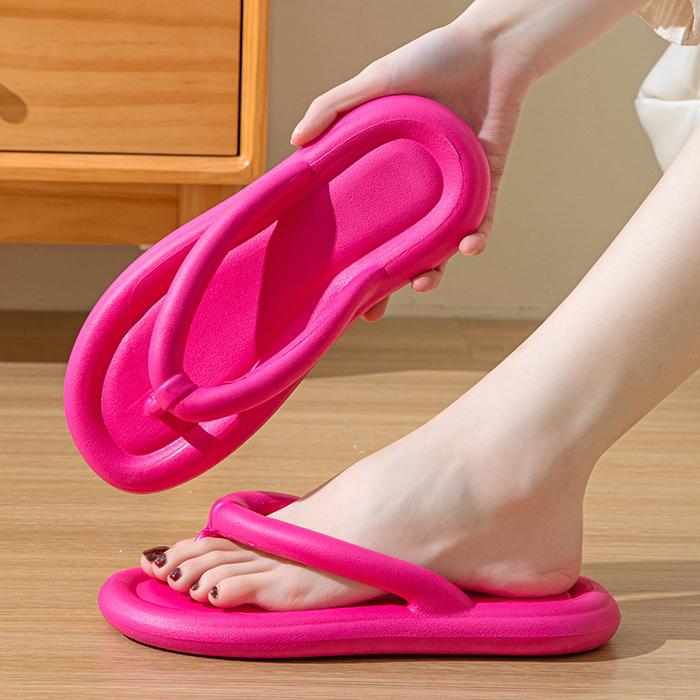 Flip Flops Summer Lightweight Simple Durable Outdoor Couple Beach Shoes Clip On Cool Shoes for Women
