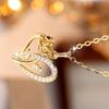 Luxuriöse Rose Silbrig Goldene Farbe Rosenflorale Halskette Anhänger Muttertag Valentinstag Schmuckgeschenke
